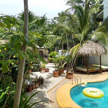 Brisamar Guesthouse 푸에르토 에스콘디도 외부 사진