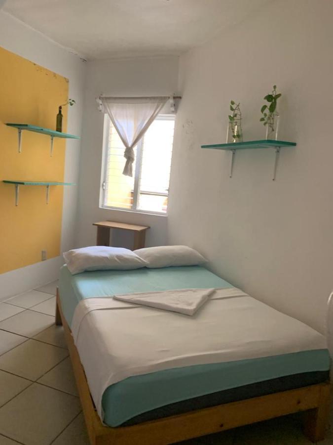Brisamar Guesthouse 푸에르토 에스콘디도 외부 사진