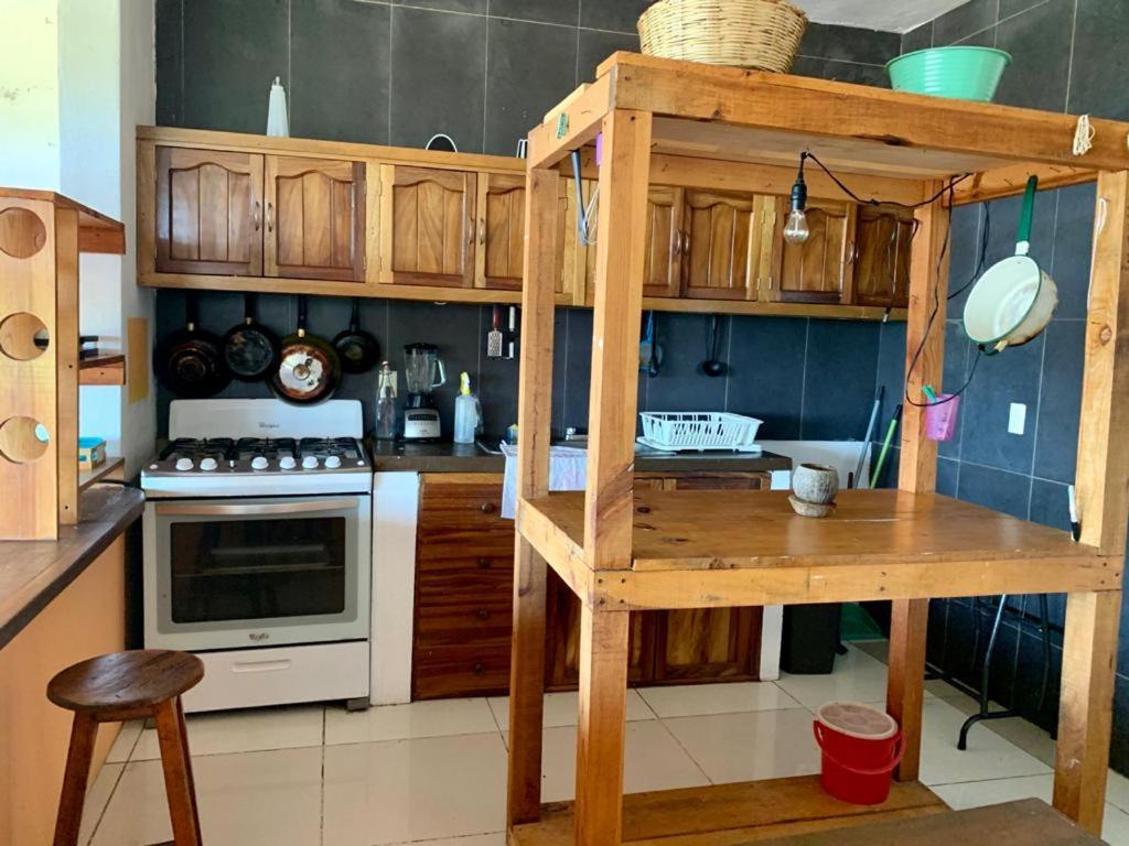Brisamar Guesthouse 푸에르토 에스콘디도 외부 사진
